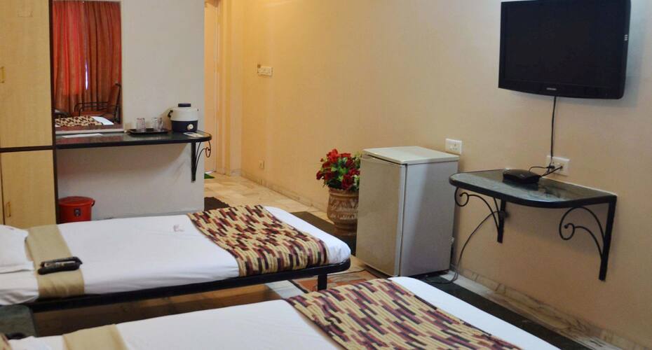 Hotel Gokul, Nagpur 4